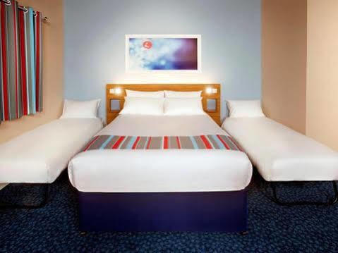 Travelodge Newark North Muskham Norwell Екстер'єр фото