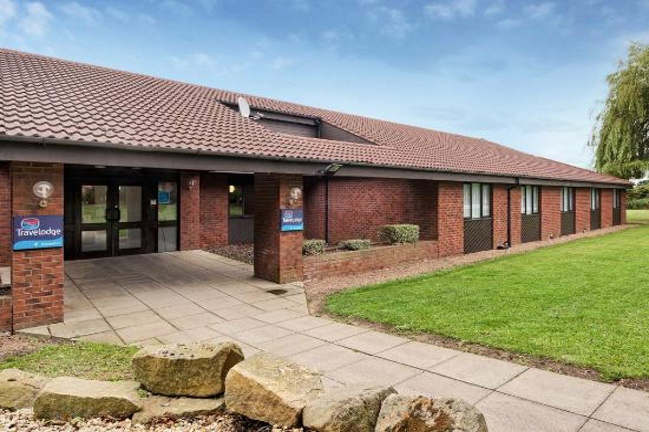 Travelodge Newark North Muskham Norwell Екстер'єр фото